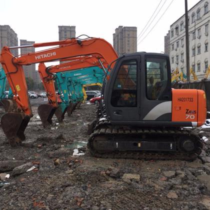 Alquiler de Retroexcavadora - Excavadora Oruga Hitachi Cap 20 tons en USERA, MOSCARDO, Madrid, Madrid, España