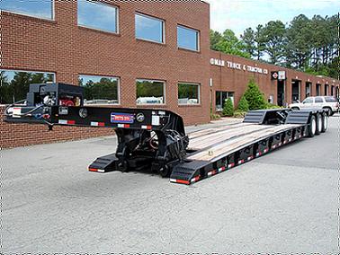 Transporte en Equipo / Camabaja Palero en Pamplona, Alicante, España